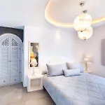 Santorini Secret Premium 4*