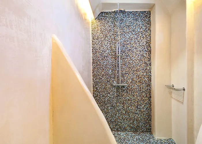 Santorini Secret Premium Hotel 4*