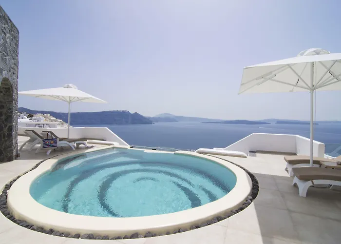 Santorini Secret Premium 4*