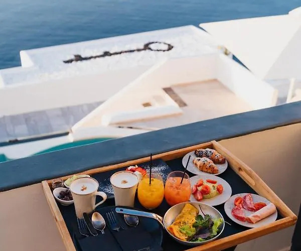 Santorini Secret Premium Otel