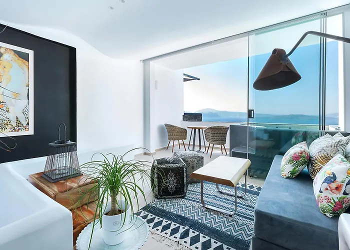 Santorini Secret Premium 4* Oia