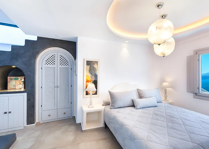 Santorini Secret Premium Otel