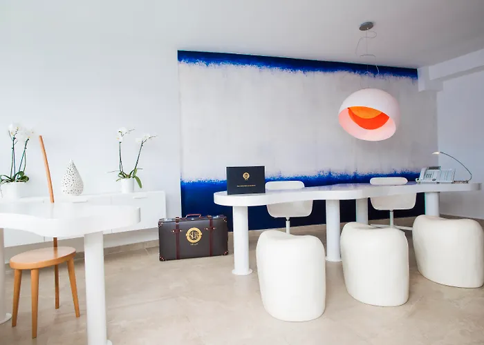 Santorini Secret Premium Hotel Oia