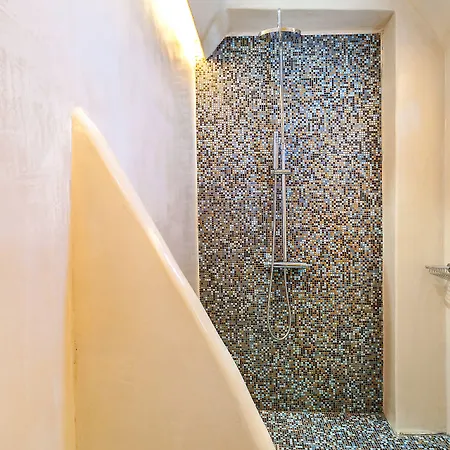 Santorini Secret Premium Hotel 4*