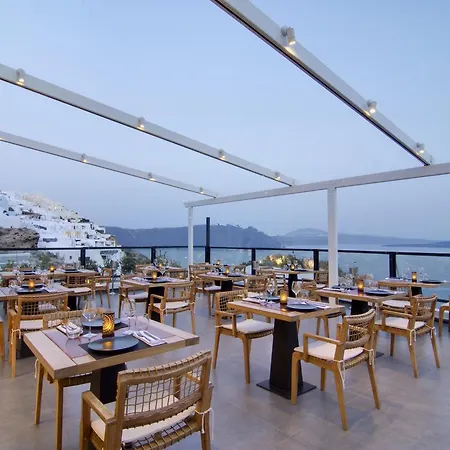 Santorini Secret Premium Hotel