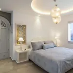 Santorini Secret Premium Hotel 4*
